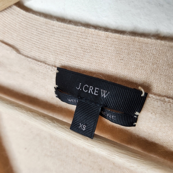 J CREW Womens Cardigan Sweater Beige V Neck Buttons Wool Cashmere - Picture 2 of 10